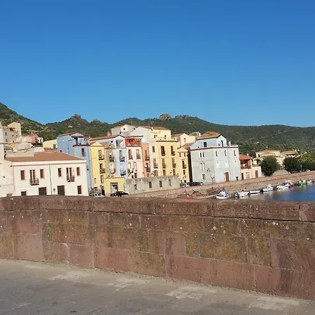 Casa Allende Feriehus *